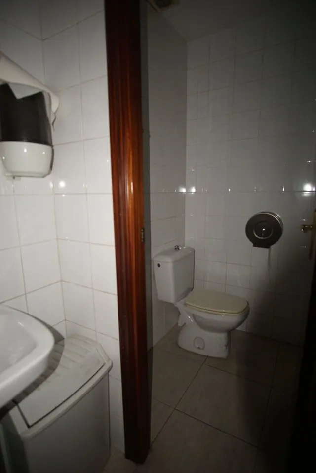 EN VENTA LOCAL COMERCIAL EN LA LLAGOSTA!! — 9