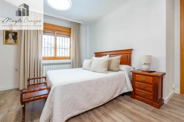 CHALET CON PISCINA Y JARDÍN A SOLO 10 MINUTOS DE GRANADA — 43