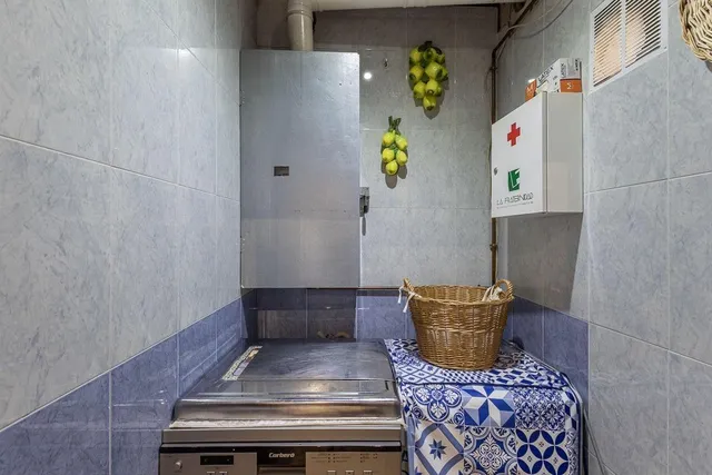 Chalet independiente con pozo propio y placas solares — 8