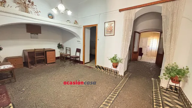 CASA CON BUEN PATIO EN LOS BLAZQUEZ — 7