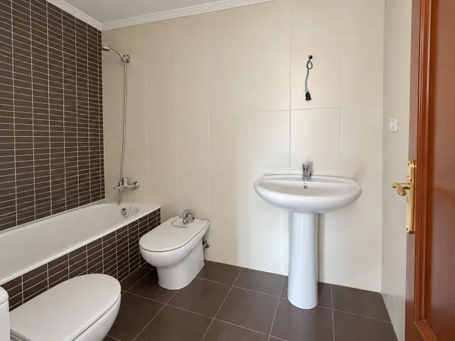 ¡a estrenar! dos dormitorios, terraza, garaje y trastero en Oviedo — 13
