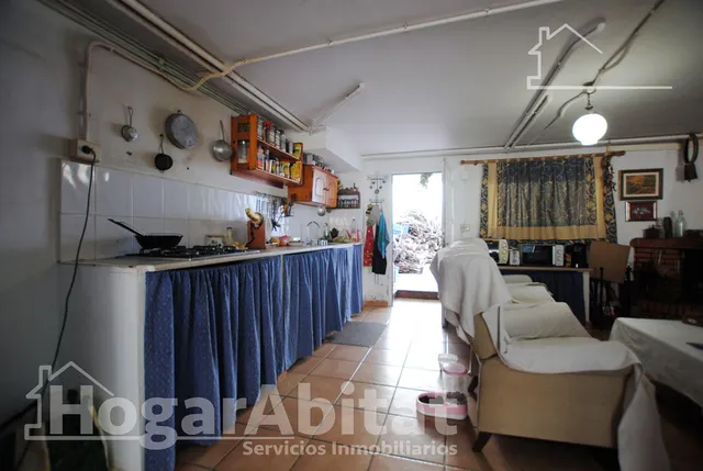 ADOSADO SEMINUEVO CON TERRAZA Y GARAJE — 26