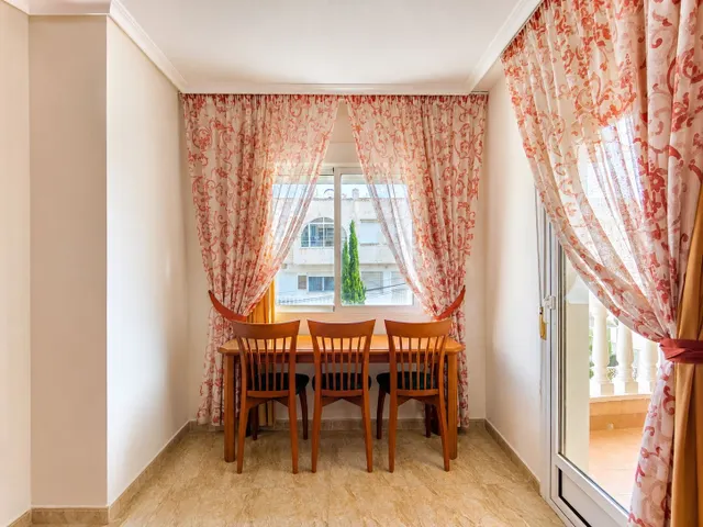Apartamento 2 habitaciones 67m² en venta - Estacion de autob - foto 5