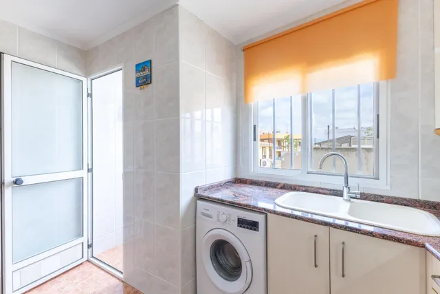 "Vivienda reformada con vistas privilegiadas". — 27