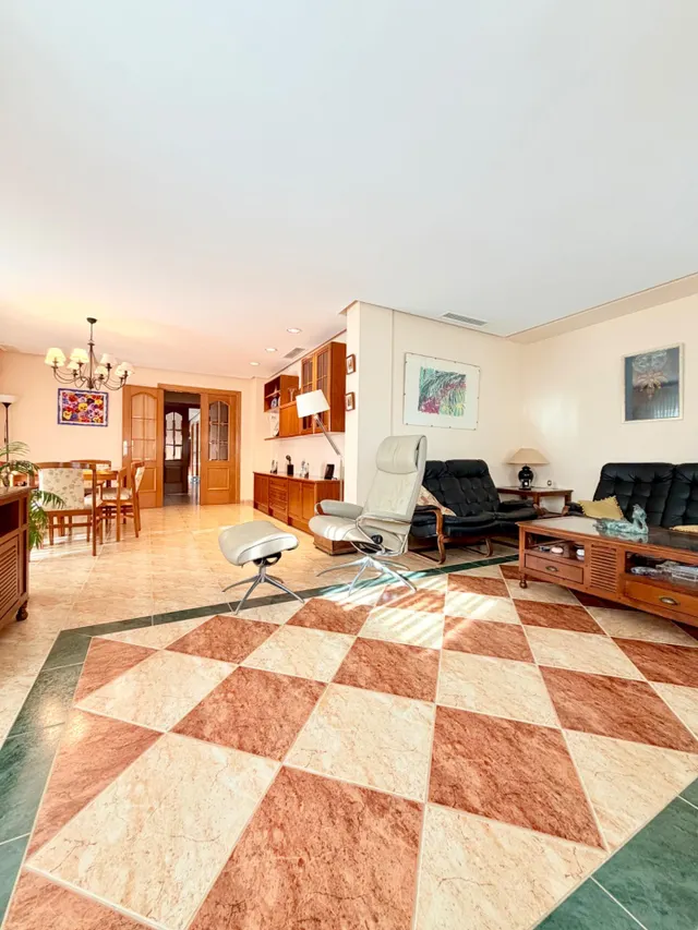 CHALET EXCLUSIVO EN ALZABARES ELCHE, CON PISCINA, ALTAS CALIDADES Y A SOLO 2 KM DEL HOSPITAL — 20