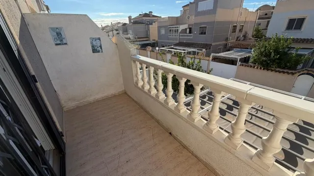 Villa en venta - Playa Flamenca — 23