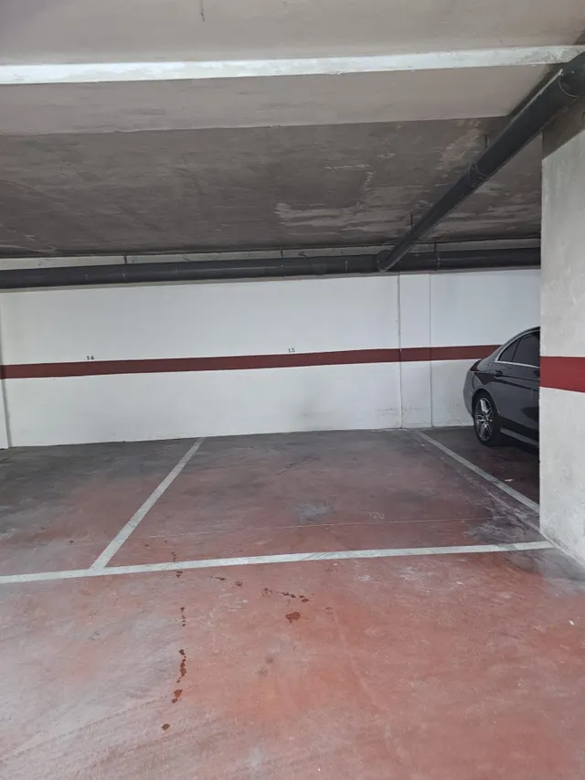 PISO REFORMADO FRENTE A LA estación DEL METRO DE LLIRIA — 18