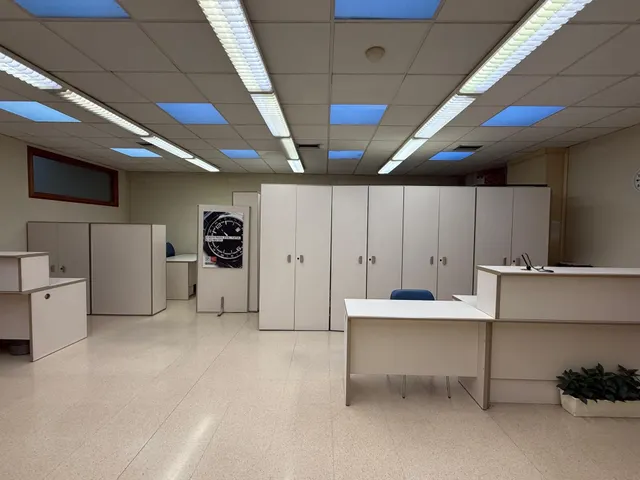 LOCAL IDEAL PARA OFICINAS AL CENTRO DE IGUALADA!!! — 8