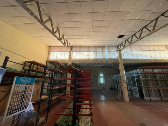 NAVE COMERCIAL EN VENTA EN EL POLÍGONO DE CHINALES – CÓRDOBA - foto 4
