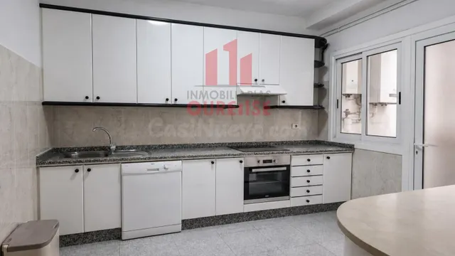 PISO AMUEBLADO EN EL CENTRO DE LA CIUDAD DE OURENSE - foto 3