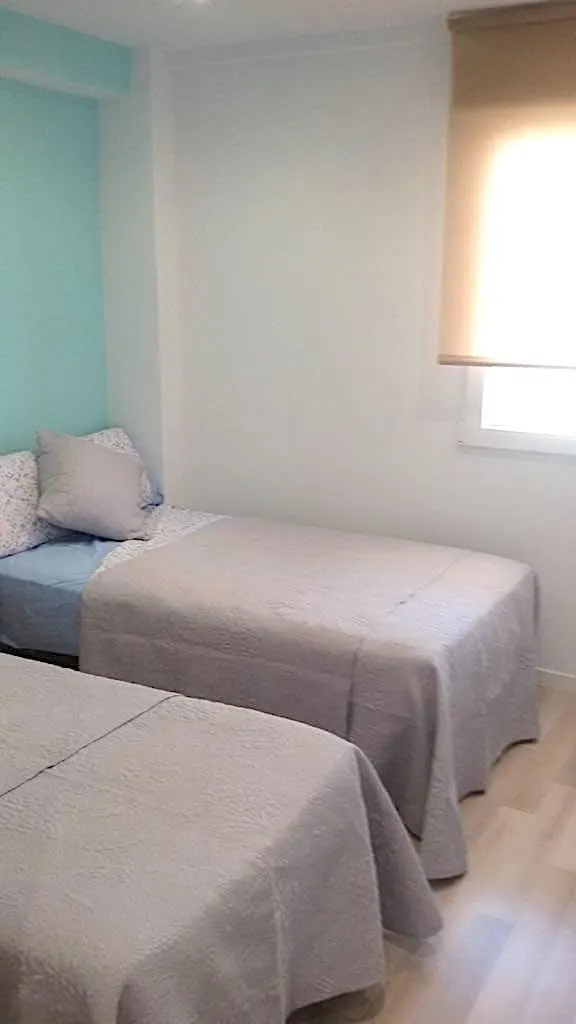 APARTAMENTO EN 1ERA. LINEA DE PLAYA DE GANDIA CON VISTAS AL MAR, Y GARAJE INCLUIDO — 16