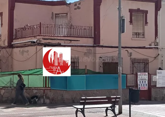 Casa Solar en Esquina para Reformar en Ciudad Jardín, Cartag - foto 3