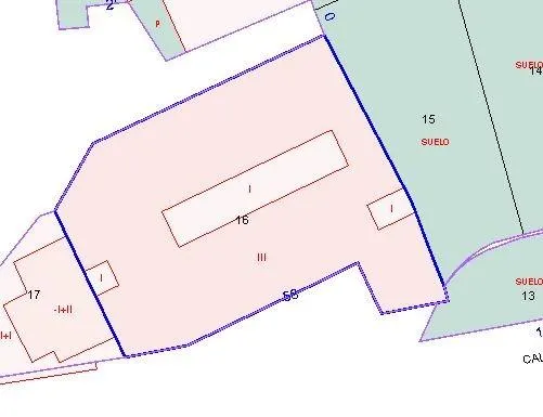 VIVIENDA TOTALMENTE AMUEBLADA CON PATIO INTERIOR — 29