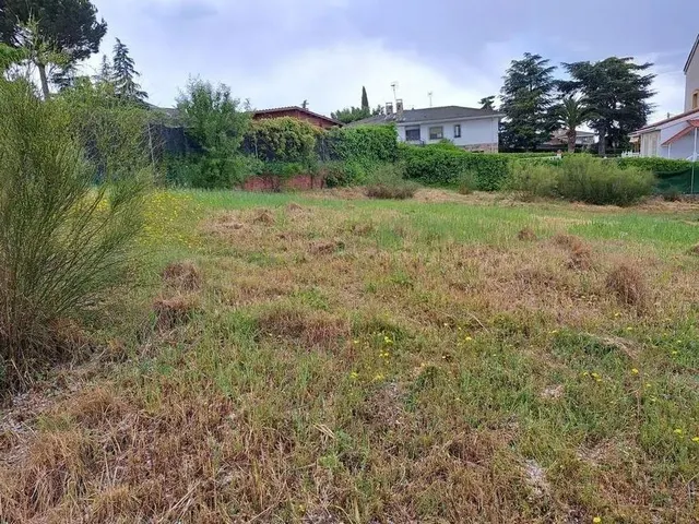 GRAN TERRERO URBANO EN VENTA — 7