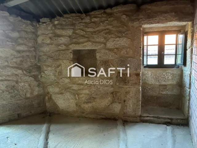 CASA DE PIEDRA CON ENCANTO RURAL — 15
