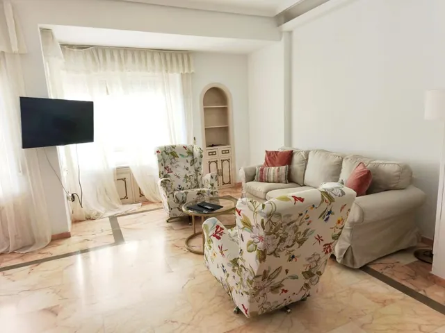 Espectacular vivienda junto Iglesia de La Magdalena, lista para entrar!!! — 4