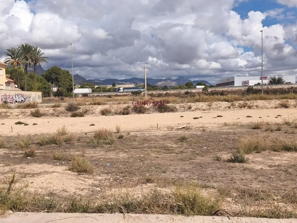 Oportunidad! Terreno urbano en Monforte del Cid