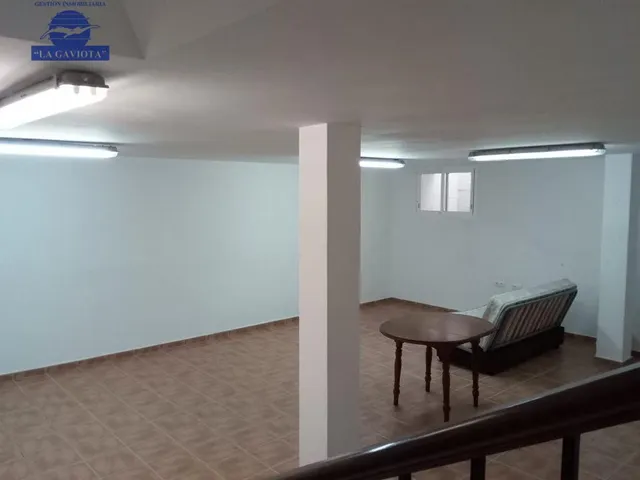 MAGNIFICO CHALET EN COSTA SACNTI PETRI — 9