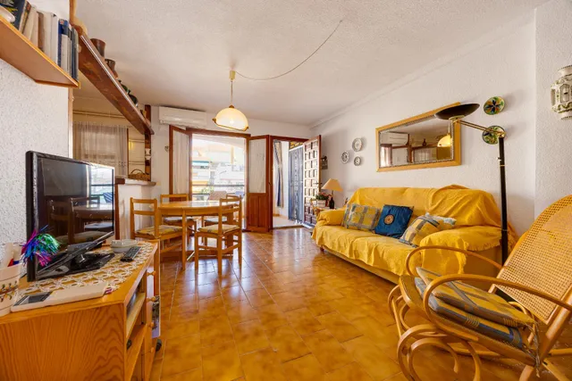 Ático duplex con solárium, vistas al mar y a 280 metros de la playa de La Mata — 8