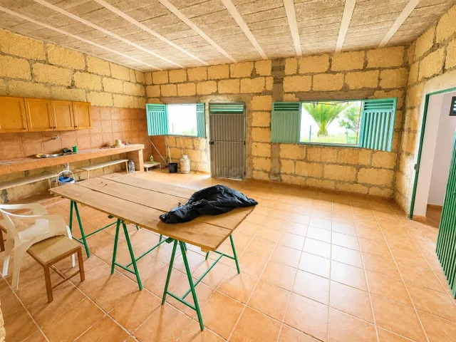 ¡Vive gratis en plena naturaleza! Dos casas registradas en u