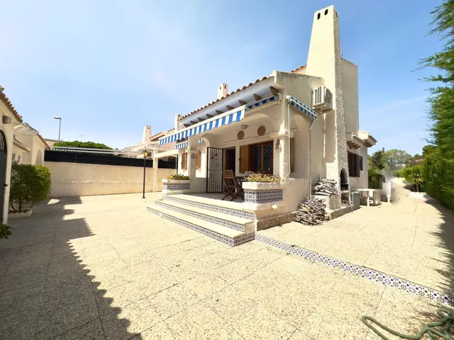 Villa 3 habitaciones 144m² en venta - MUY CERCA DE LA PLAYA — 49