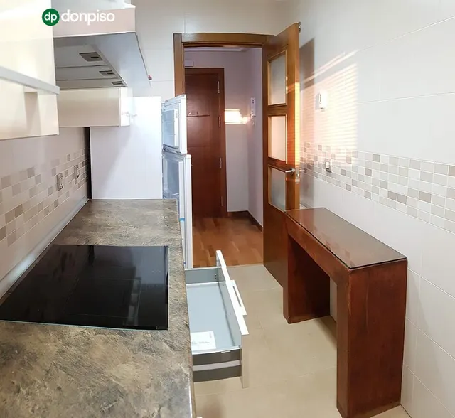 Ático de 1 dormitorio en barrio de Monachil. — 9