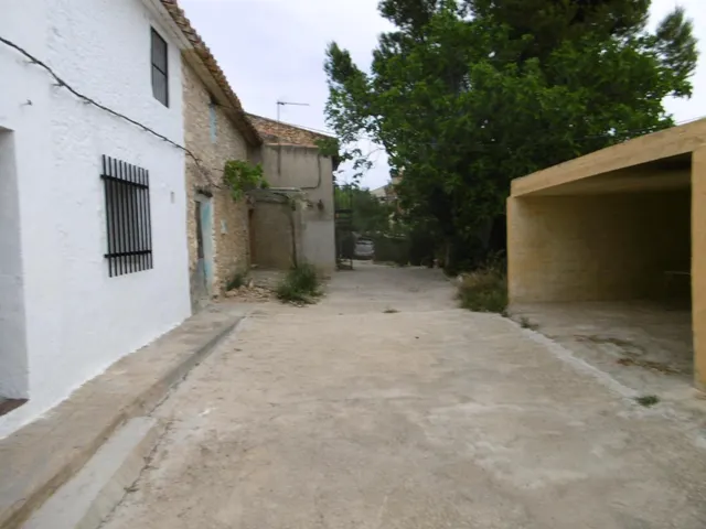 MASIA RÚSTICA PARA ENTRAR A VIVIR CERCA DE VALL D'ALBA — 7