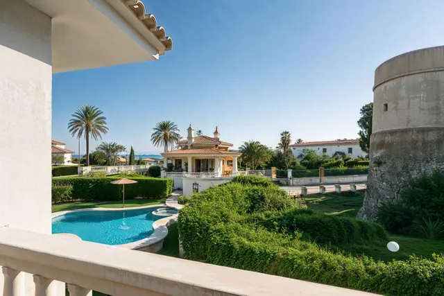 PRECIOSO APARTAMENTO CON AMPLIA TERRAZA Y LICENCIA TURÍSTICA EN PRIMERA LÍNEA DE PLAYA !! — 9