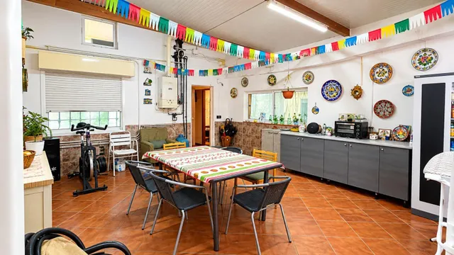 MAGNIFICA CASA BIS CON PATIO Y TERRAZA EN LA CREU DE BARBERA — 36