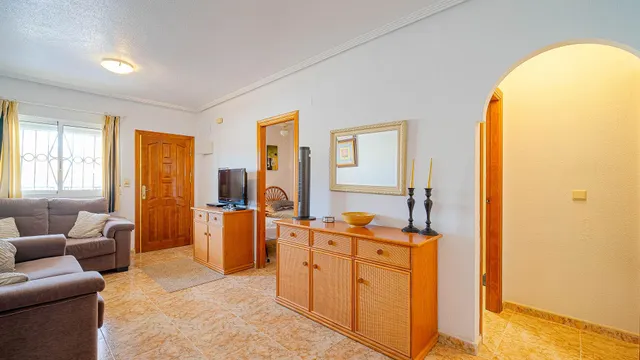 Gran apartamento en orihuela: 2 hab, 1 baño — 8
