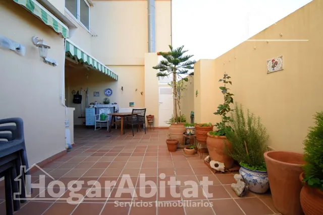 ¡impresionante! amplio con 4 dormitorios, terraza y garaje junto al puerto — 35