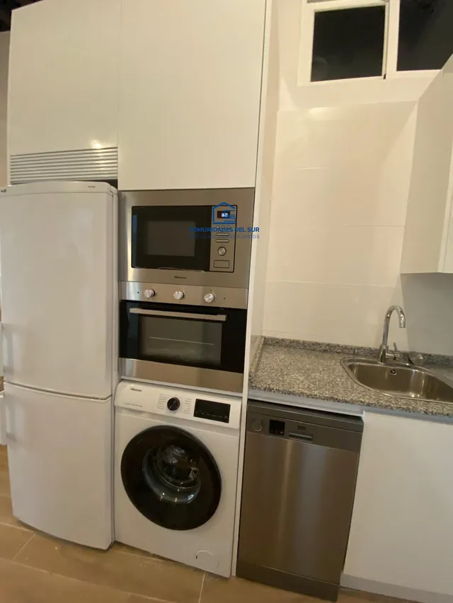 Moderno Piso Reformado en el centro de Cádiz — 18