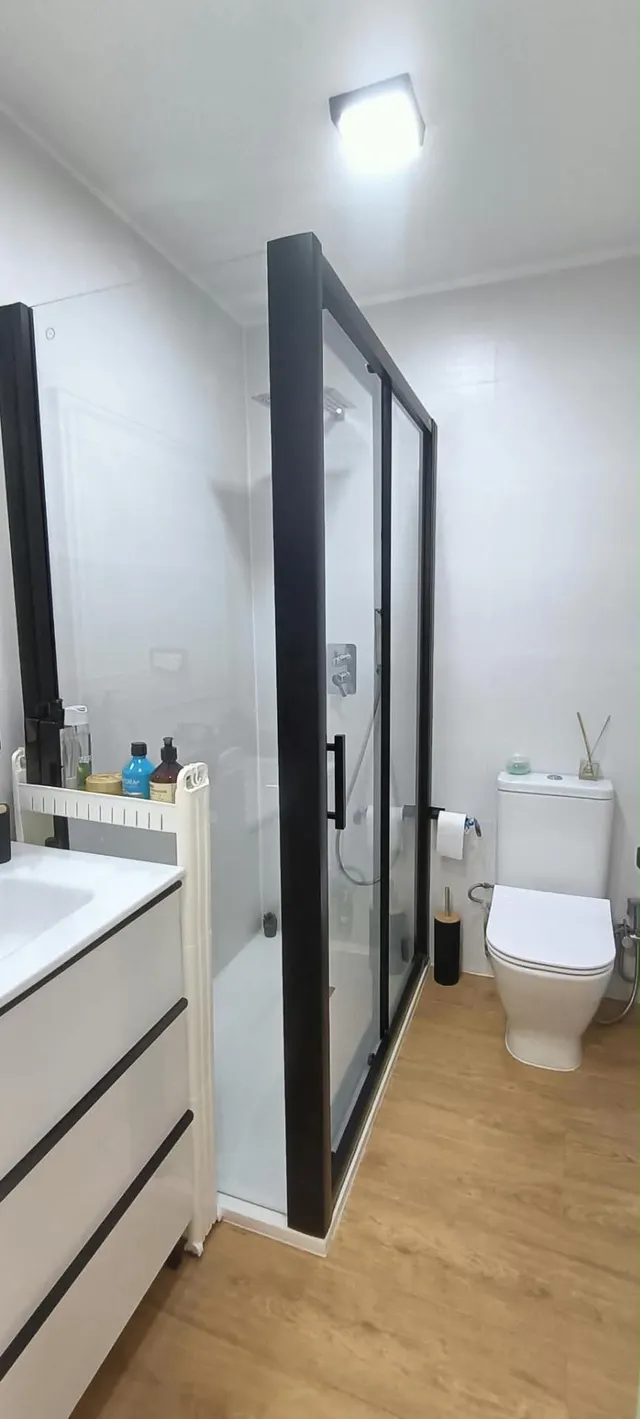 MAGNIFICO PISO DE TRES DOMITORIOS Y DOS BAÑOS REFORMADO CERCA DEL MAR — 13