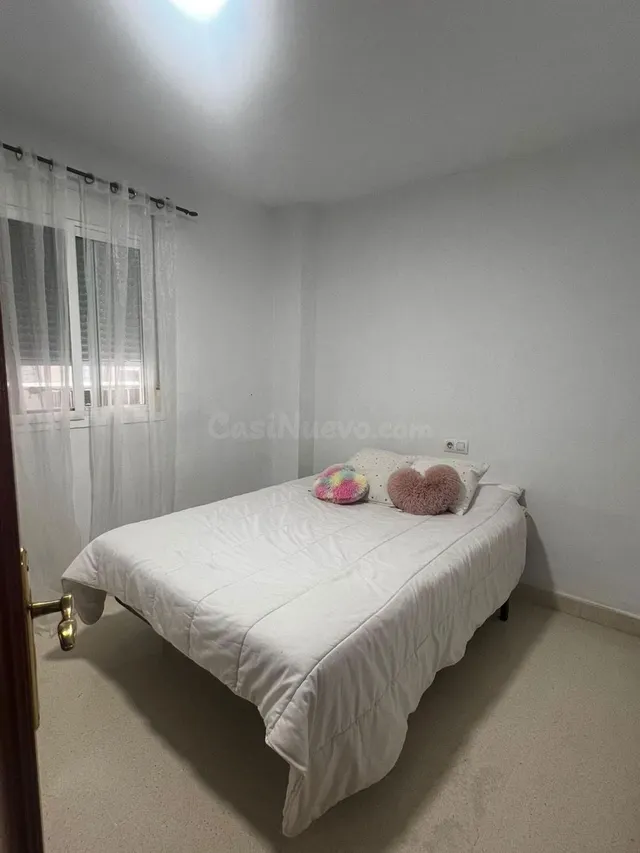 � Habitación en alquiler en Teatinos , YA DISPONIBLE– Calle  - foto 2