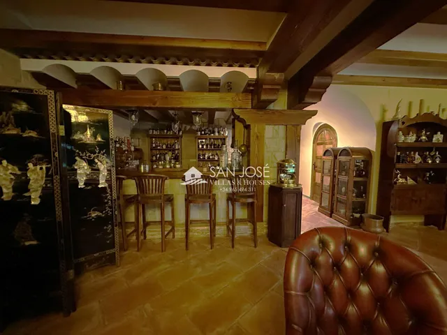 VENTA DE CHALET DE LUJO EN NOVELDA — 46