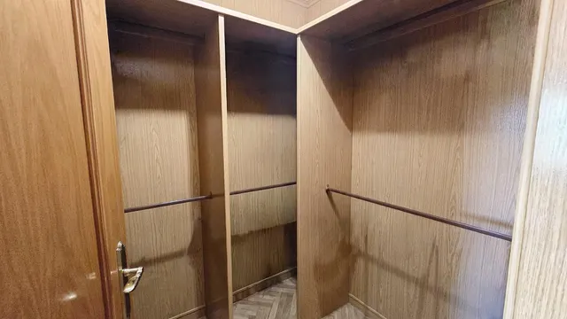 Alquiler de habitaciones por temporada en chalet con piscina de Villanueva de la Cañada (Madrid). — 19