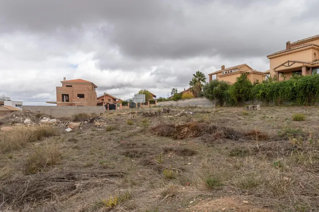 VENTA DE PARCELA EN LA URBANIZACIÓN CAÑADAS DEL PARQUE — 5