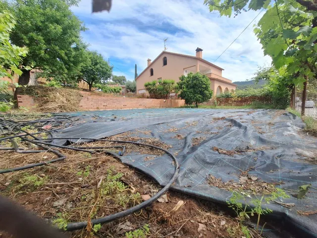 ¡OPORTUNIDAD ÚNICA EN AIRESOL! TERRENO IDEAL PARA LA CASA DE - foto 3
