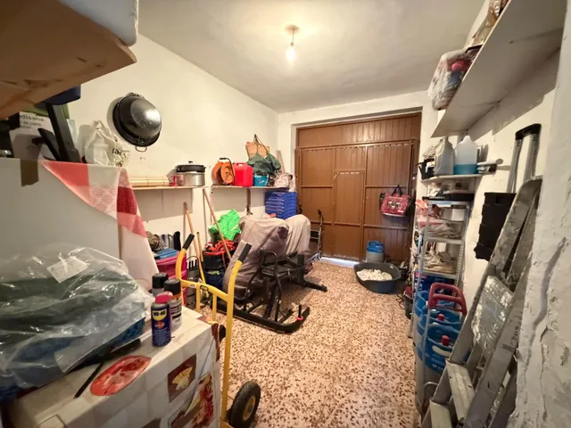 Amplia Casa en Alameda, Andalucía - Ideal para Entrar a Vivir — 17
