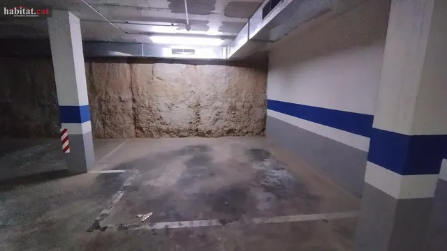 ¡¡ PARKING EN VILANOVA I LA GELTRÚ - ZONA CENTRO !! — 3