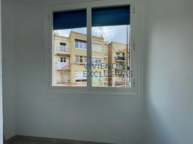 ALQUILER TEMPORAL EN CALLE VILADOMAT- JOSEP TARRADELLAS - foto 4