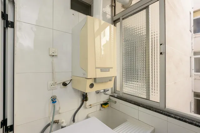 LUZ, CUATRO habitaciones ,TERRAZA Y TRASTERO EN UNA DE LAS MEJORES ZONAS DE OVIEDO — 9