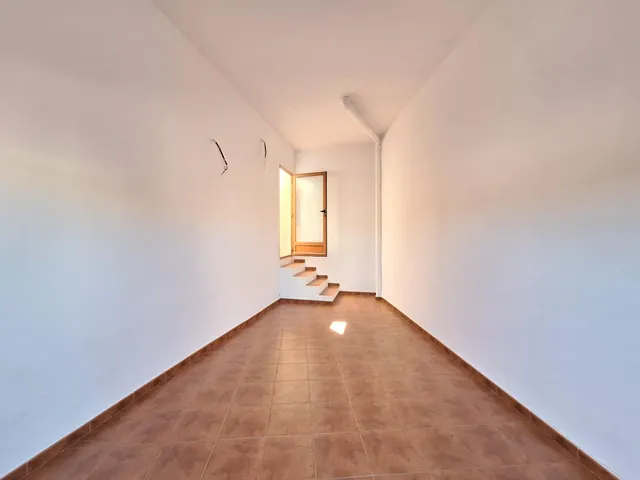 Adosado de esquina nunca habitado en Pinoso | 4 dormitorios, 2 baños y garaje — 16