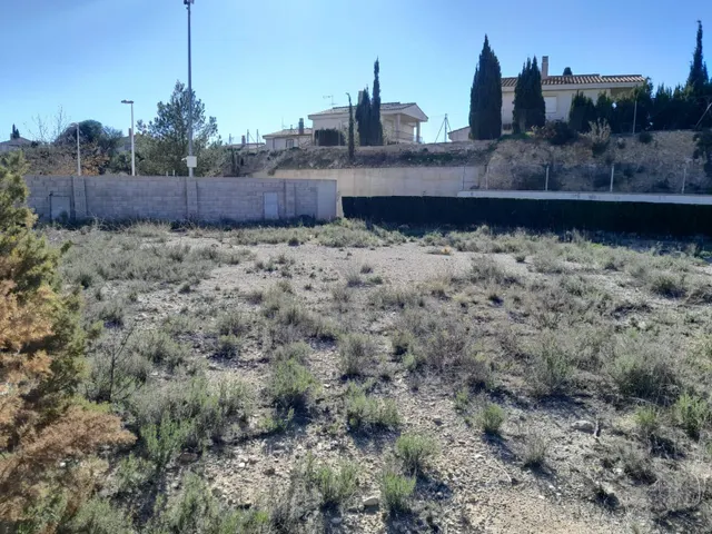 TERRENO URBANO A LA VENTA EN BENAGUACIL — 9
