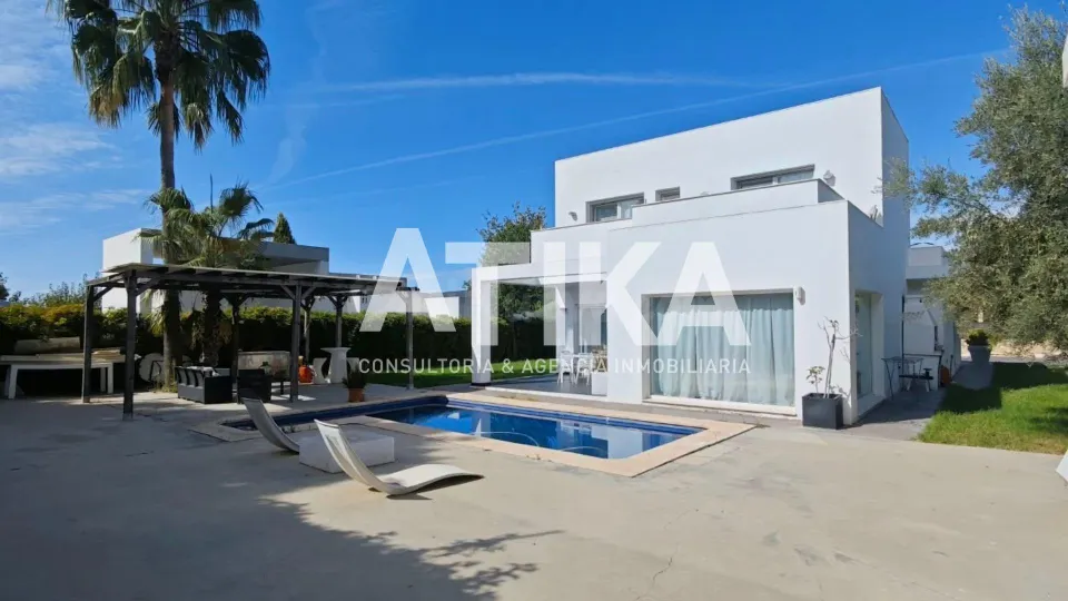 Chalet en venta en urbanización el pilar - Ontinyent