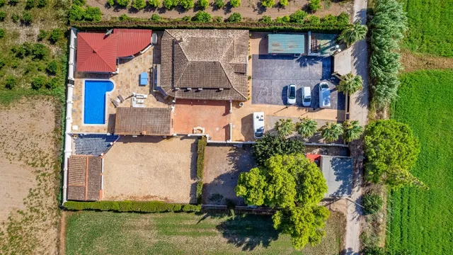 Finca Exclusiva con Piscina, Apartamento Independiente y Est - foto 3