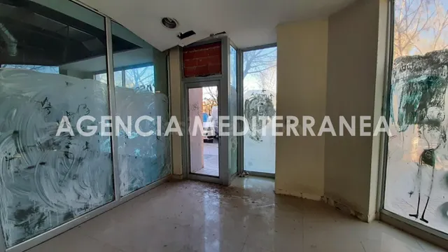 Local comercial 213m² en venta - Sant Llorenç - foto 2