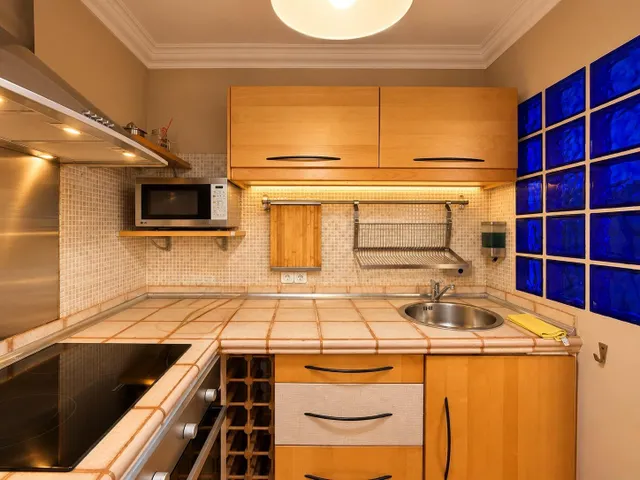 PISO CÉNTRICO CON TERRAZA Y DOS habitaciones EN FONERS — 8