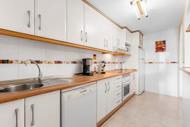 Apartamento de 2 dormitorios 2 baños en playa flamenca (orihuela costa) — 14