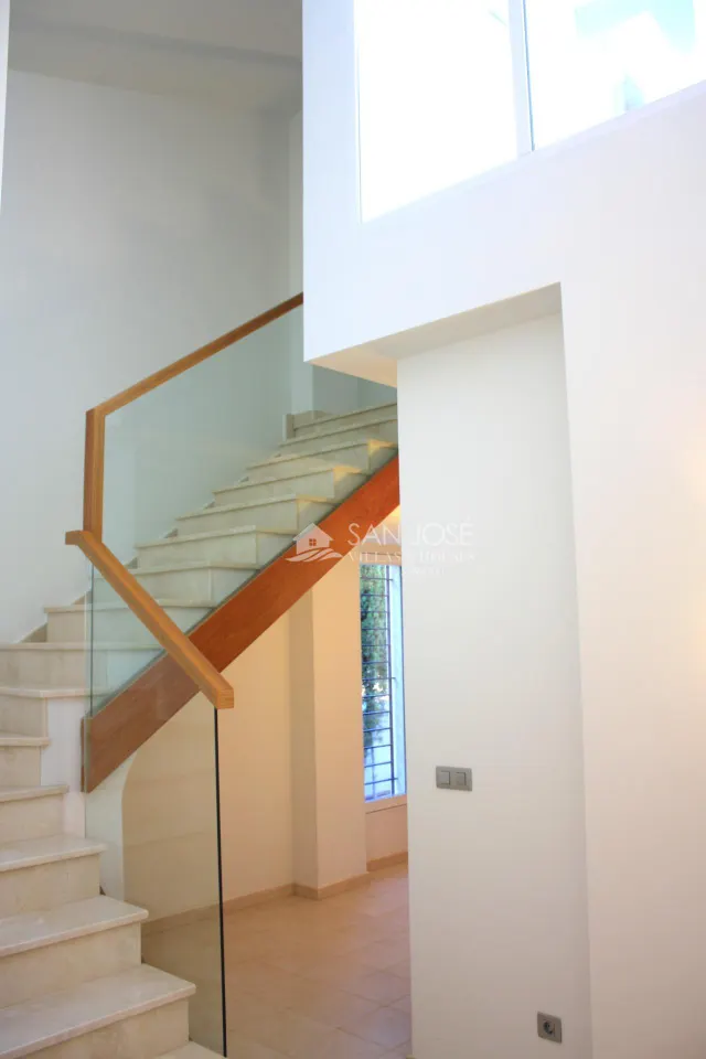 CHALET EN PRIMERA LINEA DE CAMPO DE GOLF, ALENDA GOLF, ALICANTE — 36